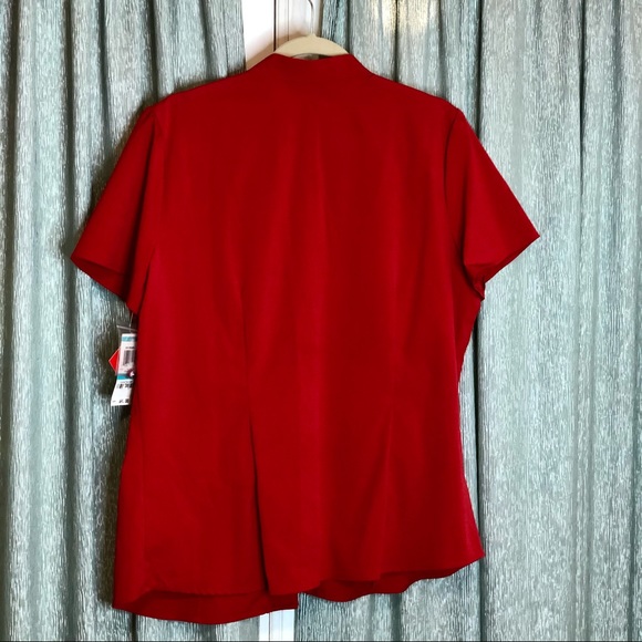 *Bundle 4/$20* Style & Co. Red Buttoned-down Short Sleeved Top Plus Size 16 - Picture 4 of 6